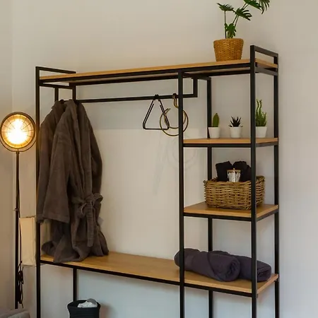 Downtown Boutique Apartment
